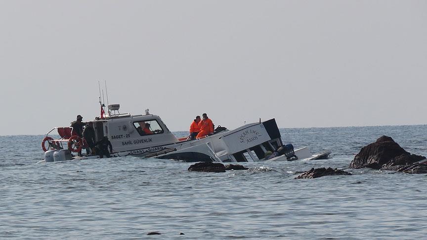 Çanakkale'de yabancı uyrukluları taşıyan tekne battı: 33 ölü