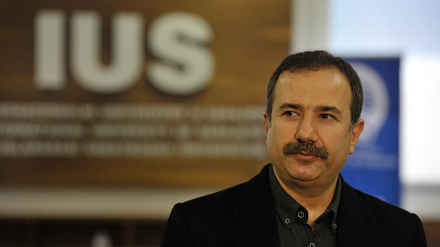 Türk üniversitesinden bilişimci gençlere destek