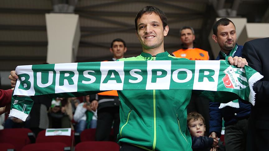 Batalla resmen Bursaspor'da
