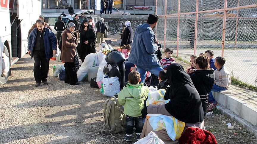 Беженцы из сирийского района Байырбуджак прибывают в Турцию