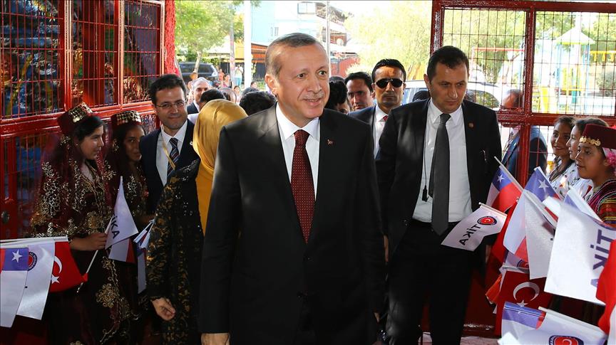 Turkish president pushes 'positive' relations with Chile