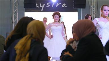 Gelinlikte modanın kalbi İzmir'de atıyor