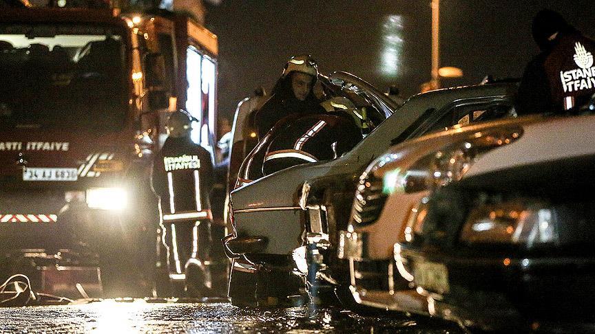 İstanbul'da 7 araç kundaklandı