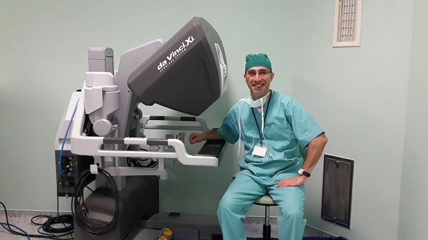 'Yabancı cerrahlar robotik ameliyatları Türkiye'de öğrenecek'