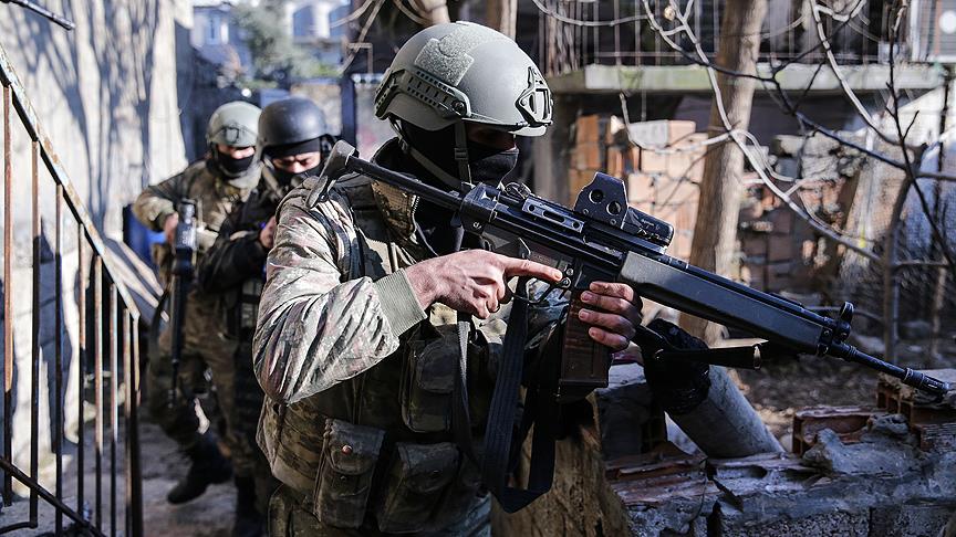 PKK'lı teröristler Cudi ve Sur mahallelerinde sıkıştırıldı