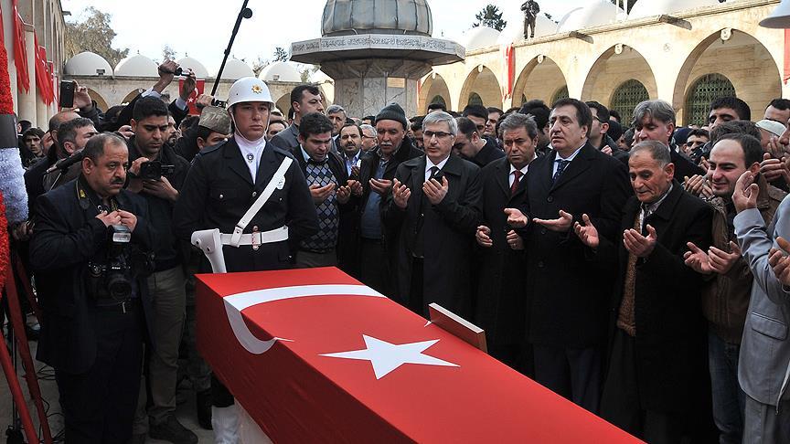 Şehit polis memuru son yolculuğuna uğurlandı