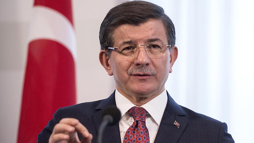 Başbakan Davutoğlu: Azez'in düşmesine izin vermeyeceğiz