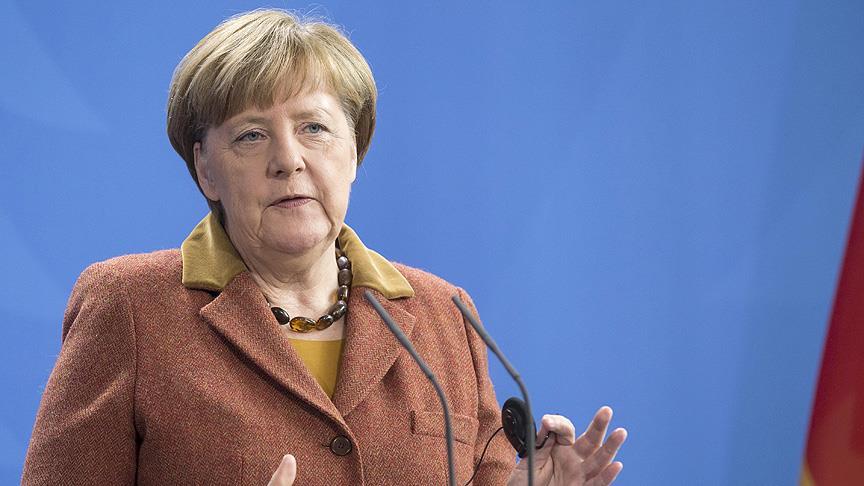 Almanya Başbakanı Merkel: Suriye'de uçuşa yasak bölge yararlı olacaktır