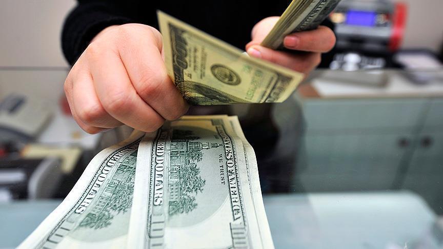 أزمة نقص الدولار في مصر تتفاقم وسط غياب حلول عملية (محللون)