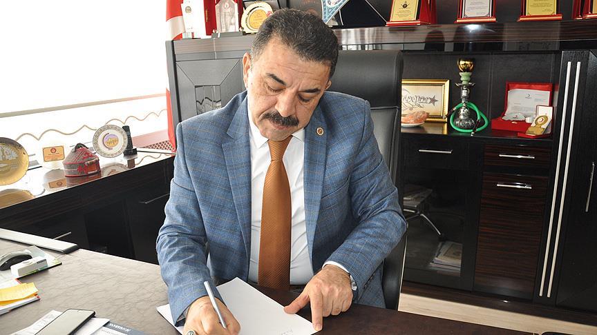Belediye başkanlarından gönüllü askerlik başvurusu