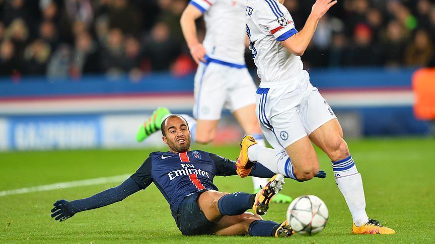 Football: Cavani's goal gives PSG win against Chelsea