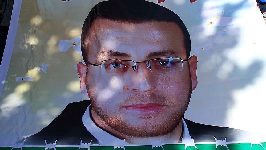 palestinian-journalist-on-hunger-strike-pushed-closer-to-death