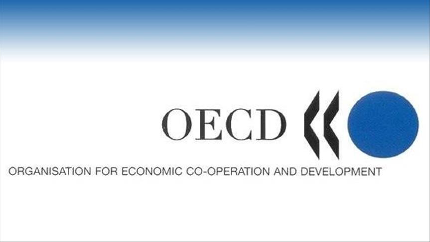 OECD cuts global growth forecasts