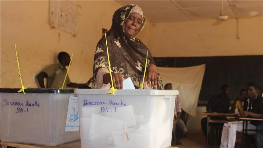 Niger: Incumbent president seeks a second term