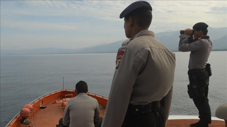 Indonesia sinks 30 boats for illegal fishing 