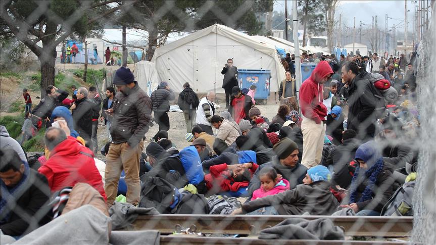 Greece's neighborly relations strained as refugees wait