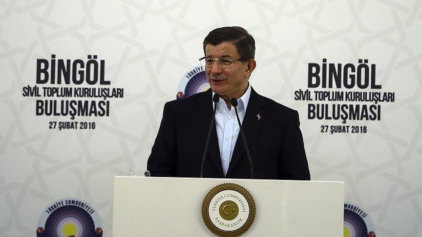 Başbakan Ahmet Davutoğlu: Hedefimiz Türkiye'ye oyun oynayanlara karşı omuz omuza vermek