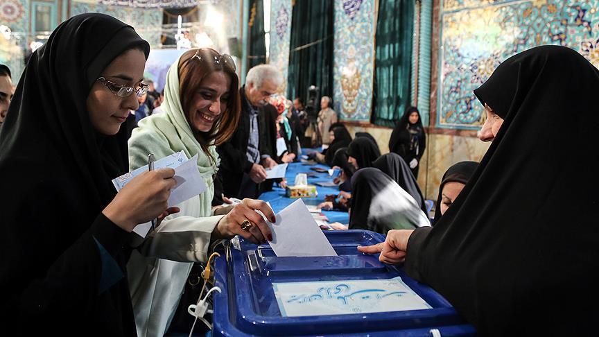 Reformists sweep Iran polls, initial results indicate