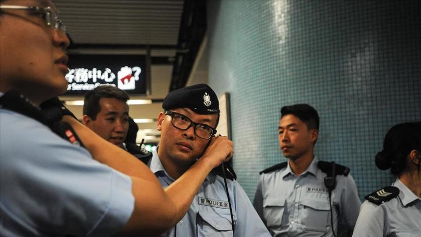 Attacker stabs 10 children outside Chinese school