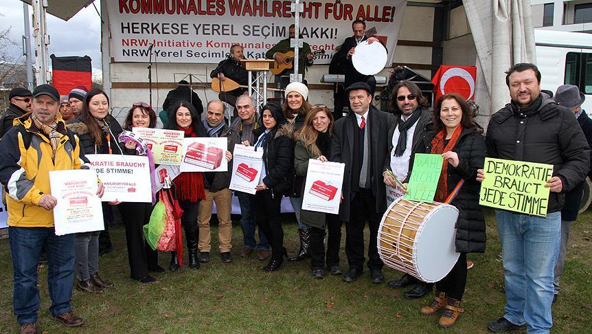 Almanya'da yabancıların 'yerelde seçme hakkı' talebi