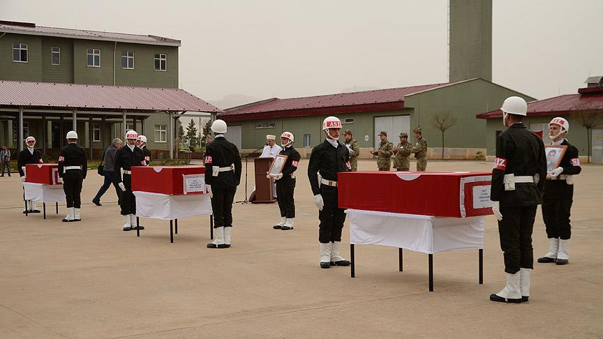 Mardin'de şehitler için tören düzenlendi