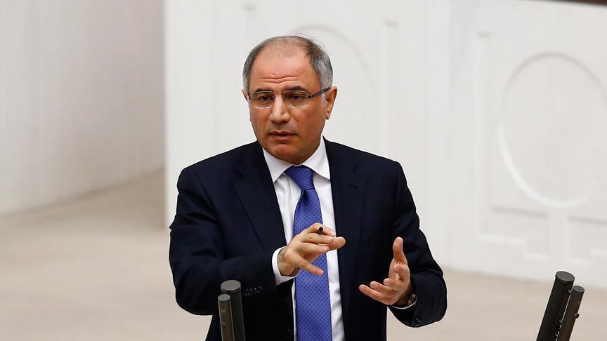 İçişleri Bakanı Ala: PKK'lıların geri çekilmesini Gezi olayları durdurdu
