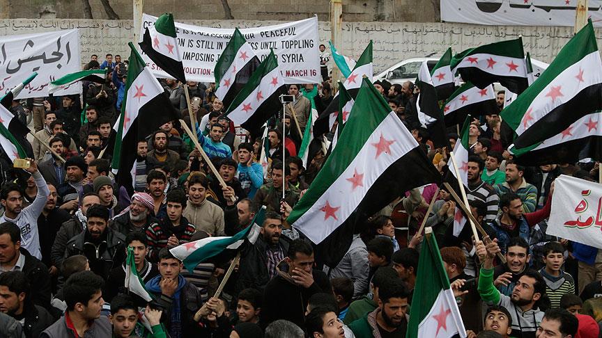 Suriye'de rejim karşıtı gösteriler yeniden başladı