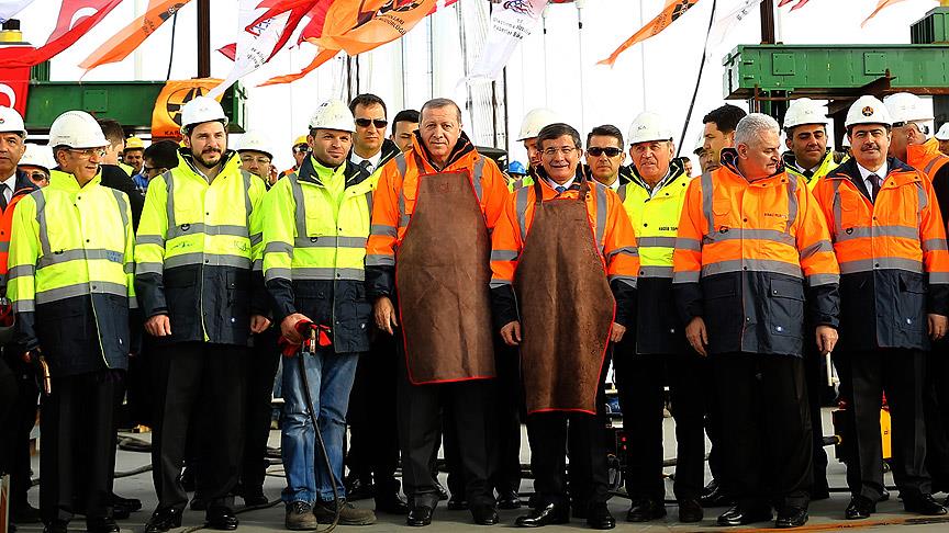 Yavuz Sultan Selim Köprüsü'ne son tabliye yerleştirildi