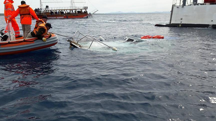 Refugee boat sinks off Turkey’s Aegean coast, 25 dead