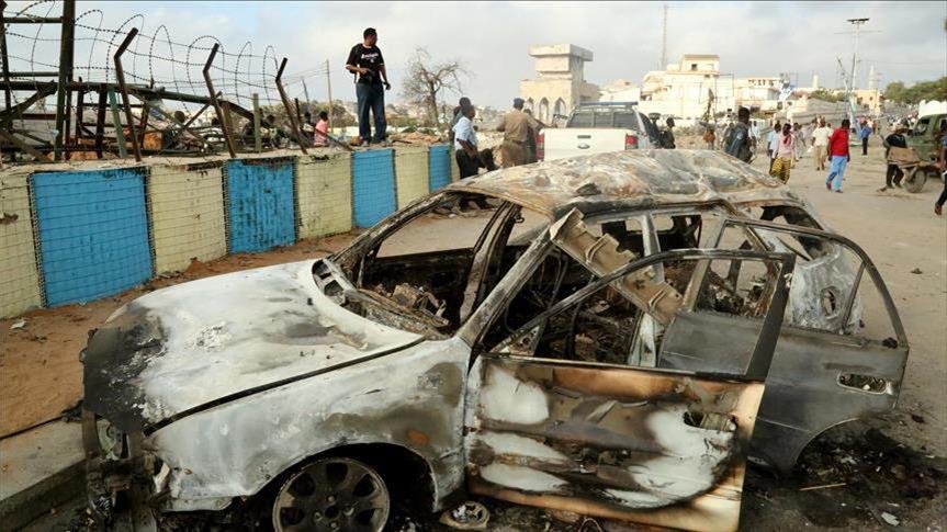 کشته و زخمی شدن دهها تن در انفجار یک دستگاه اتوبوس در سومالی 