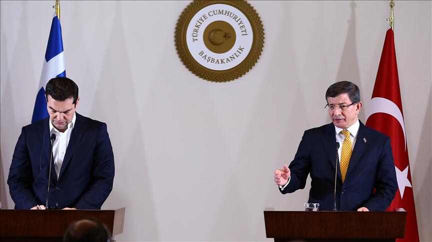 Turkey, Greece vow to boost cooperation on refugee crisis