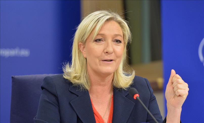 Parlement européen: Le Secrétaire général du FN condamné pour fraude