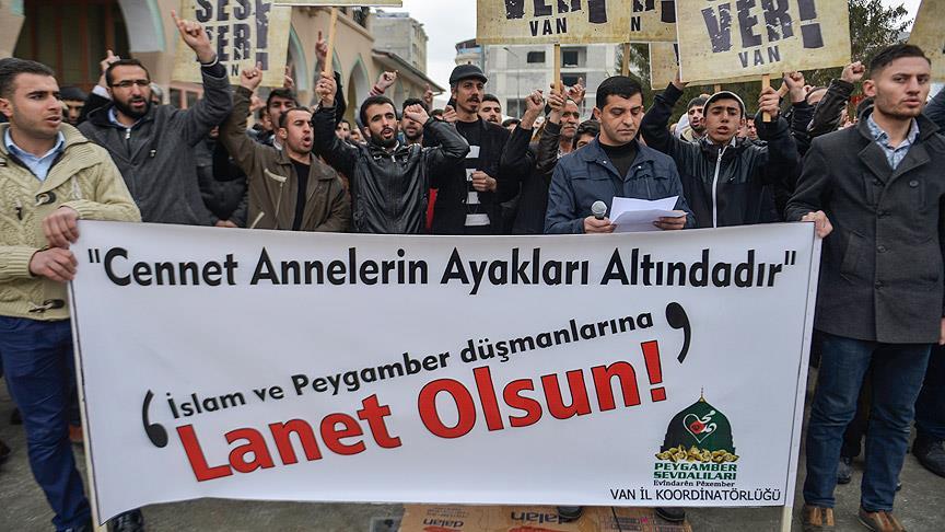 Hz. Peygamber'e hakaret edilen karikatüre tepki yağdı