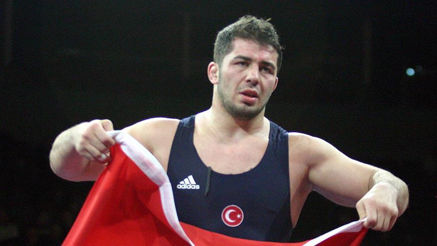 Cenk İldem bronz madalyanın sahibi oldu