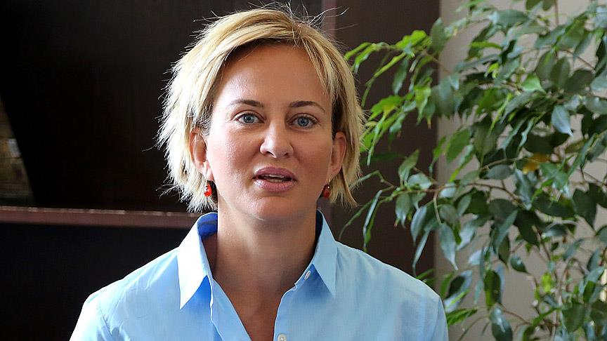 Aylin Kotil CHP'den istifa etti