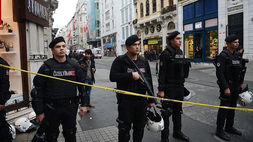 Suicide bomber kills 4 in Istanbul terror attack