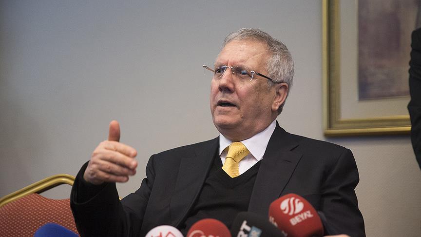 Fenerbahçe Başkanı Yıldırım: Avrupa'da 3 takımımız da şampiyonluğa oynayacaktır