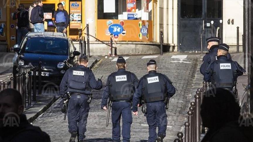 ‘Advanced’ terror plot foiled near Paris 