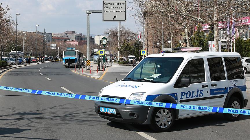 Ankara'da halk otobüsünde şüpheli paket ihbarı