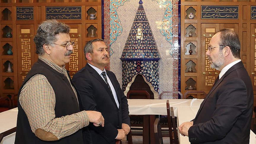 Görmez Amerika Diyanet Merkezi’nde incelemelerde bulundu