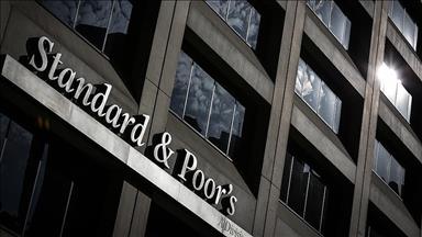 S&P Avro Bölgesi büyüme tahminini aşağı çekti  