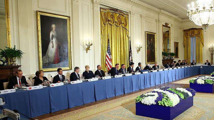 Erdoğan ABD Başkanı Obama'nın liderler onuruna verdiği yemeğe katıldı