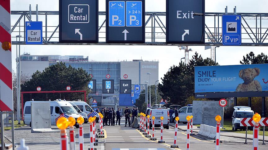 Brüksel Havalimanı kısmen açıldı