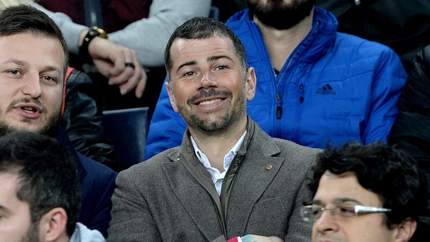 'Türkiye'de futbol siyasetten bile önemli'