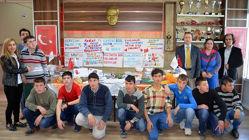 Engelli öğrencilerden güvenlik güçlerine mektupla moral desteği