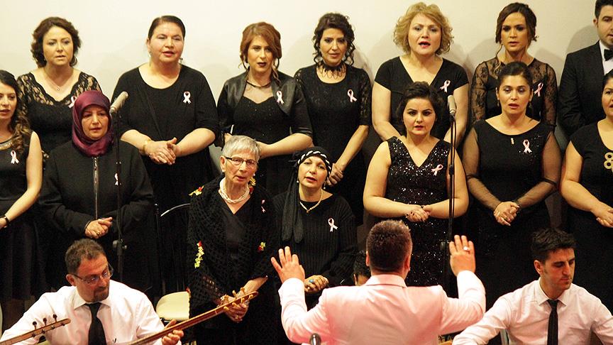 Kanser hastaları Onkoloji Merkezi'nde konser verdi