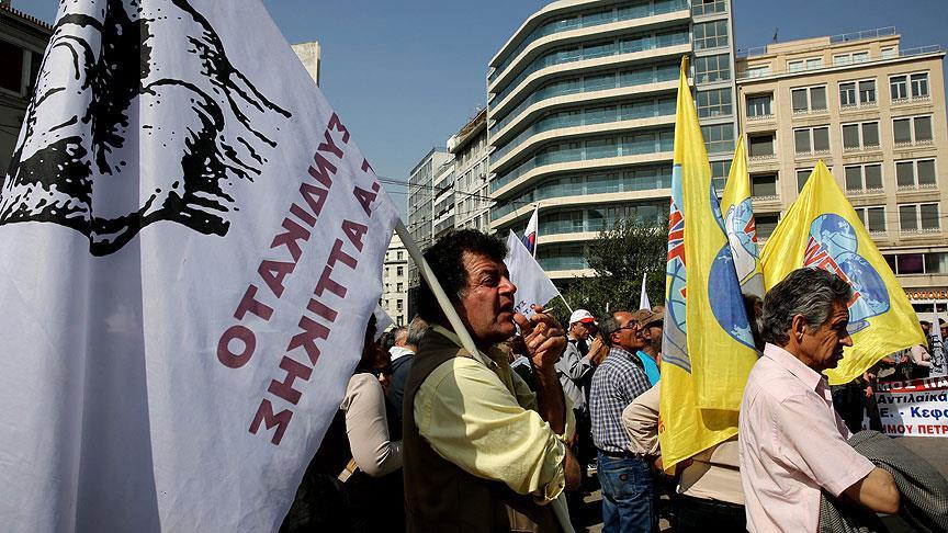 Yunanistan'da kamu çalışanlarından grev