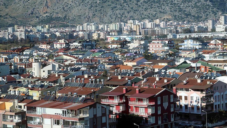Ruslar, Antalya'da konut almayı sürdürüyor