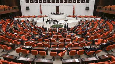 AK Parti 'dokunulmazlık' için harekete geçti