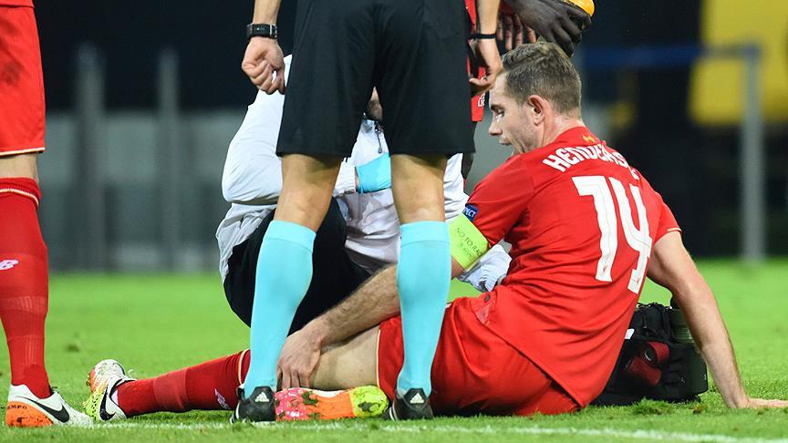Liverpool'un kaptanı Henderson sezonu kapattı